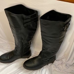 Size 9 wide calf black boots with silver buckles